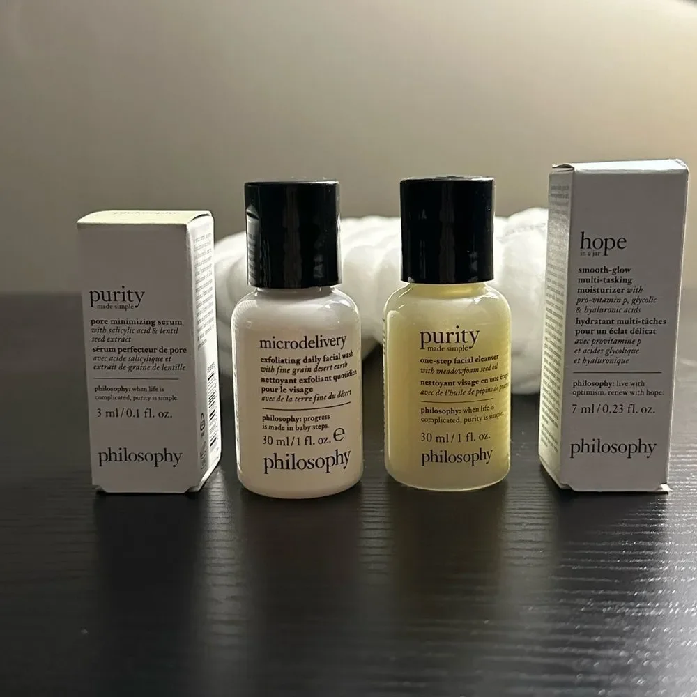 Philosophy 5 Piece Winter Skincare Routine with Quilted White Zipper Pouch